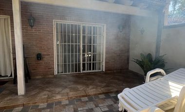 Casa quinta con pileta