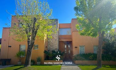 CASA 4 AMBIENTES EN VENTA SOFITEL LA RESERVA CARDALES