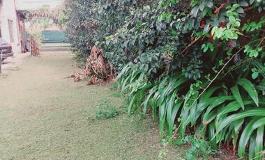 Casa en venta - 4 Dormitorios 2 Baños - Cocheras - 690Mts2 - Longchamps