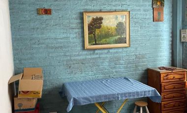 Casa en venta - 4 Dormitorios 2 Baños - Cocheras - 690Mts2 - Longchamps