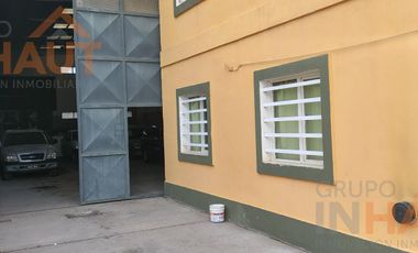 Venta de Galpón 200 M2 + 3 Dptos de 50 M2