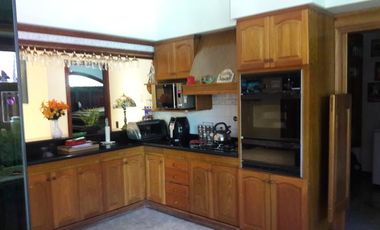 Muy buen chalet en una muy buena ubicación - Categoría - Adrogue