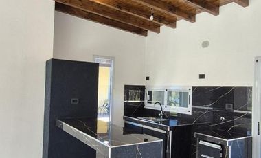 Casa en venta - 2 Dormitorios 2 Baños - Costa del Este