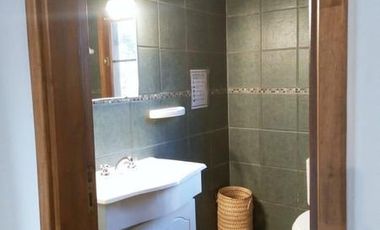 VENTA CASA 4 AMBIENTES EN SIERRA DE LOS PADRES EXCELENTE ZONA SOBRE ASFALTO