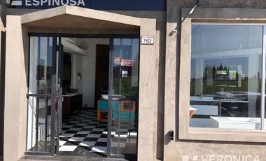 Local - Ituzaingó Acceso Oeste,