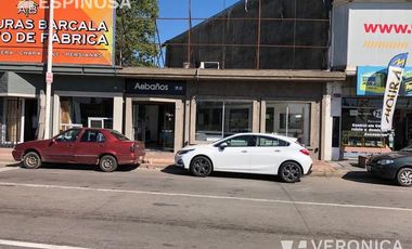 Local - Ituzaingó Acceso Oeste,