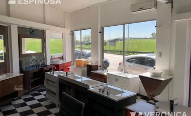 Local - Ituzaingó Acceso Oeste,