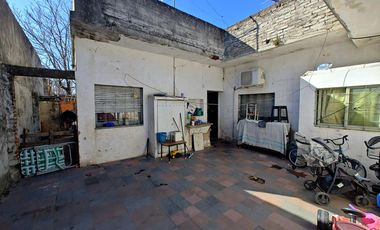 Casa en venta en Gregorio de Laferrere