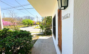 URCA - Casa esquina - 3D mas escritorio - 2B - Excelente ubicación - IDEAL COMERCIAL!