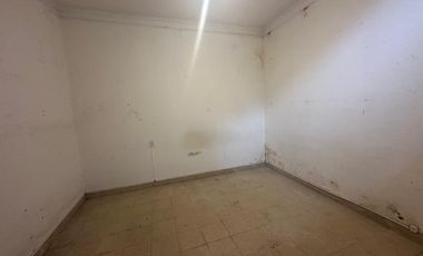 VENTA-CASA- 5 AMB -MACROCENTRO - RUBROS VARIOS-COMERCIAL-VIVIENDA - OPORTUNIDAD