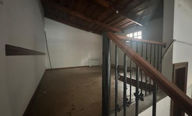 VENTA-CASA- 5 AMB -MACROCENTRO - RUBROS VARIOS-COMERCIAL-VIVIENDA - OPORTUNIDAD