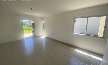 Casa en Venta y Alquiler en Laguna Azul Apto Crédito