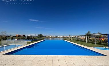 Casa en Venta y Alquiler en Laguna Azul Apto Crédito