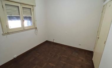 Departamento 3 amb + dependencia de servicio