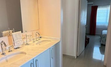 Importante casa de categoría de 4 dormitorios en VENTA en country Las Yungas, Yerba Buena