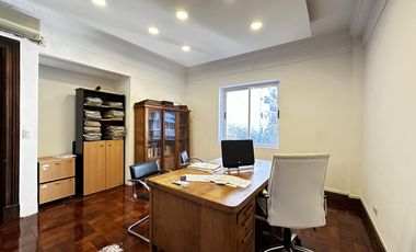 Oficina Uruguay al 700