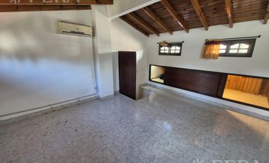 Venta PH 4 ambientes con jardín en Florencio Varela