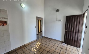 Venta PH 4 ambientes con jardín en Florencio Varela