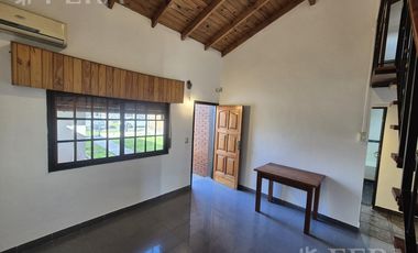 Venta PH 4 ambientes con jardín en Florencio Varela