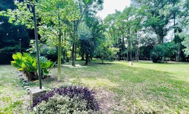 Casa quinta en venta - 2 Dormitorios 1 Baño - 10.971Mts2 - Cañuelas