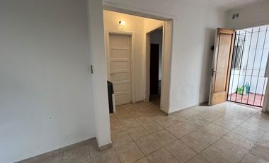 PH en alquiler -  2 Dormitorios 1 Baño - 74Mts2 - La Plata
