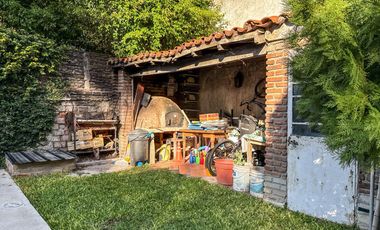 VENTA CASA 5 AMBIENTES LUMINOSA PILETA JARDIN VICENTE LOPEZ