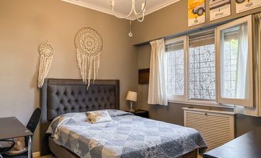 VENTA CASA 5 AMBIENTES LUMINOSA PILETA JARDIN VICENTE LOPEZ