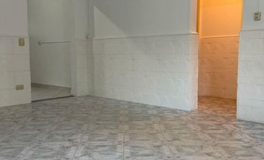 Casa en venta - 3 Dormitorios 2 Baños - Cochera - 212Mts2 - Berazategui Oeste