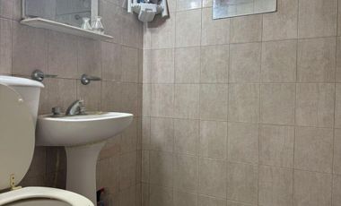 Casa en venta - 3 Dormitorios 2 Baños - Cochera - 212Mts2 - Berazategui Oeste