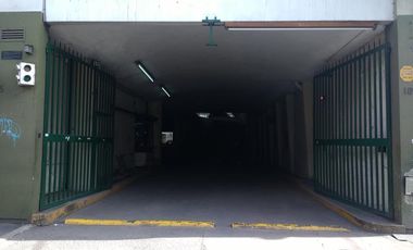 COCHERA EN PLENO CENTRO DE ADROGUE