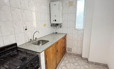ALQUILER! Luminoso departamento de 2 dormitorios en Córdoba al 800