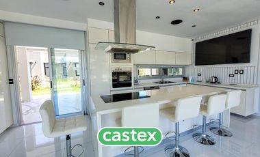 Casa  en venta en Terralagos, Canning