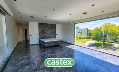 Casa  en venta en Terralagos, Canning