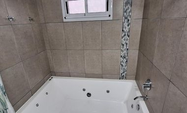 Casa en venta - 3 Dormitorios 3 Baños - Cochera - 800Mts2 - San Vicente