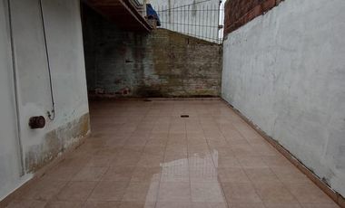 Casa en alquiler - 2 Dormitorios 1 Baño - Mar del Plata