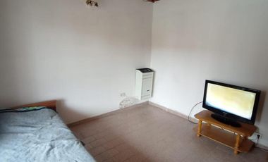 Casa en alquiler - 2 Dormitorios 1 Baño - Mar del Plata