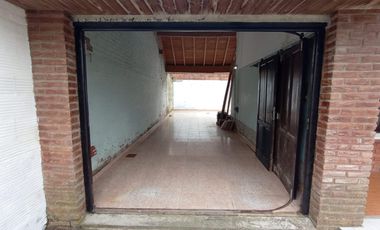 Casa en alquiler - 2 Dormitorios 1 Baño - Mar del Plata