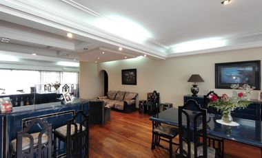 CASA CON DOS LOCALES SOBRE AVENIDA - ACEPTA DEPTO EN ADROGUE O CANNING