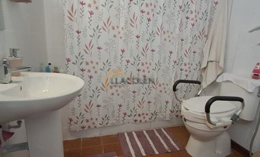 Casa esquina a pasos del Balneario Municipal