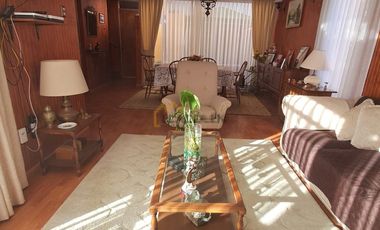 Casa esquina a pasos del Balneario Municipal