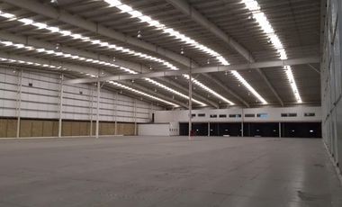 Bodega en renta de 8,200 m2 en Tlalnepantla