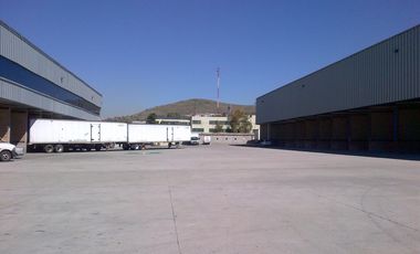 Bodega en renta de 8,200 m2 en Tlalnepantla