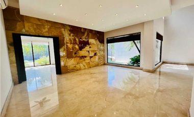 ALQUILER DE CASA EN COSTA DEL ESTE CON PISCINA, 1042MT2 DIS FEB 25 JP