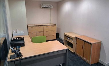 ALQUILER DE OFICNA  EN VIA ISRAEL FRENTE A MULTIPLAZA