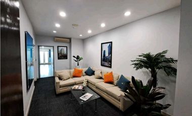 ALQUILER DE OFICNA  EN VIA ISRAEL FRENTE A MULTIPLAZA