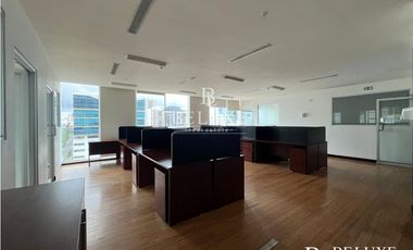 VENTA/ ALQUILER DE OFICINA AMOBLADA EN OBARRIO (8)