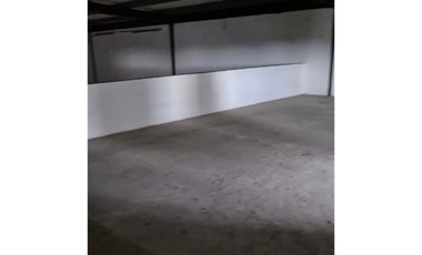 JUAN DIAZ / 500M / GALERA CON OFICINA / MEZZANINE / ANDEN / SOBRE VIA