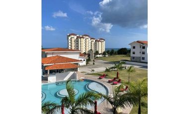SE VENDE APARTAMENTO EN VISTA MAR GOLF BEACH & MARINA- 7170RC