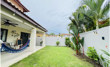 PANAMA PACIFICO / WOODLANDS / 198M / 3 HABITACION / 2 NIVEL / TERRAZA