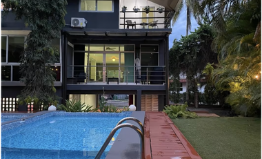 ALBROOK / 450M / 4 HABITACION / 3 NIVEL / PISCINA / TERRAZA / AMOBLADO